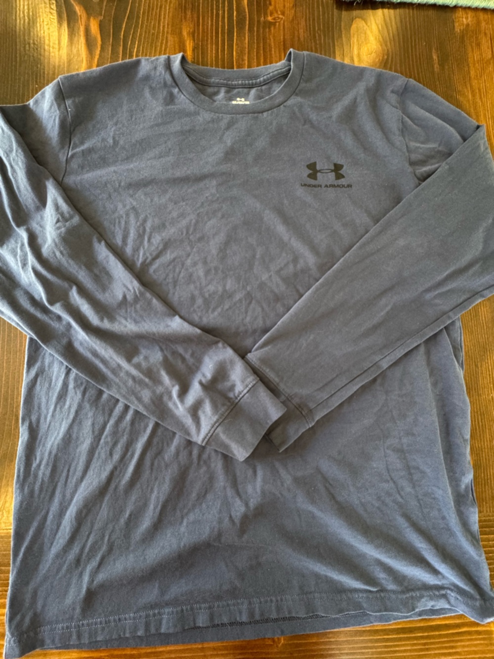 Men’s medium under Armour
